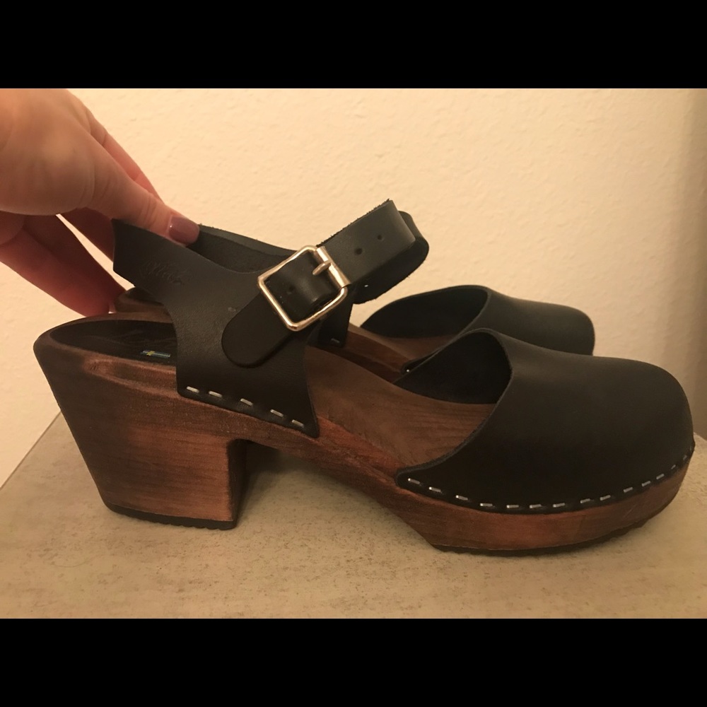 Lotta from Stockholm Swedish clogs!